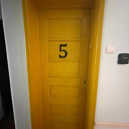 Rostelbem Hostel *