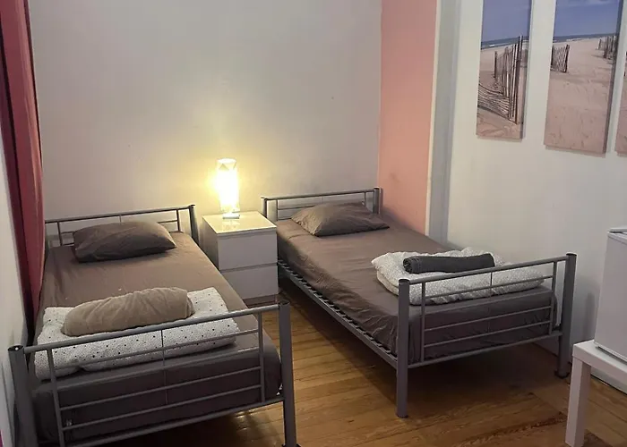 بيت شباب Rostelbem *